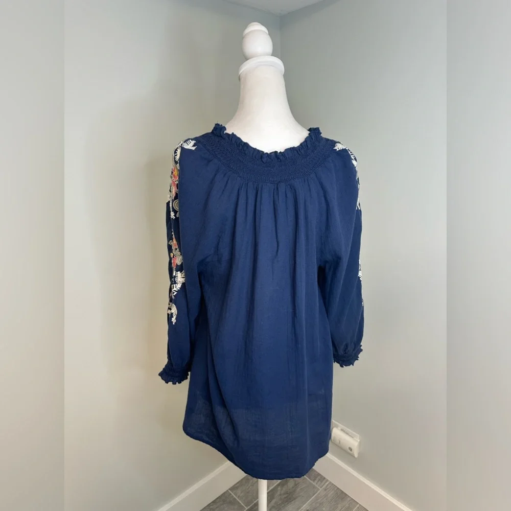 Sundance Cotton Embroidered Peasant Boho Floral Navy Boho Blouse Top Sz  Medium - Picture 6 of 17